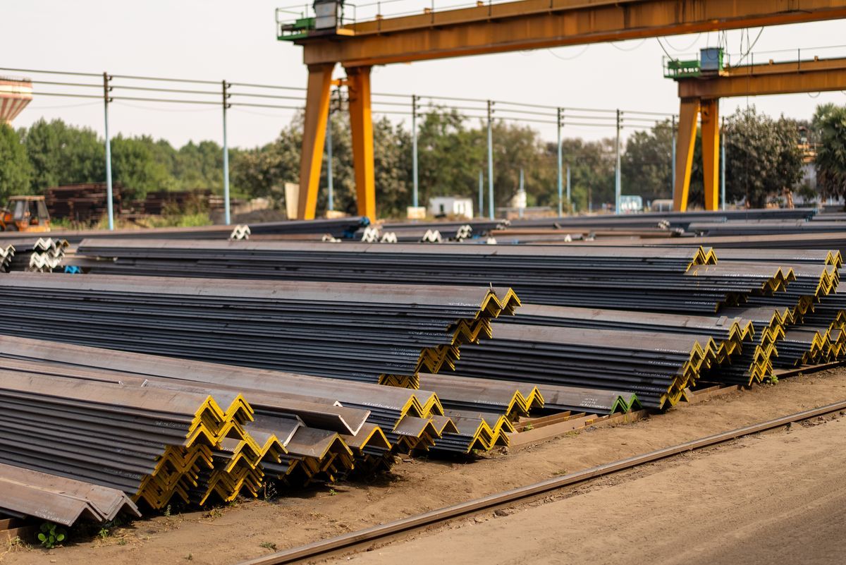 Alloy Steel Black Bar